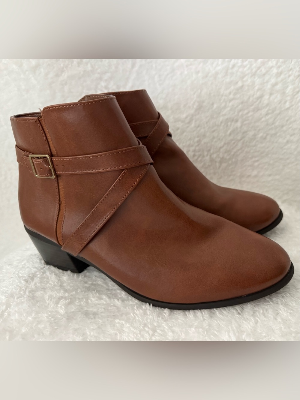 Karen Scott Falonn size 10M cognac brown faux leather ankle boots side zipper